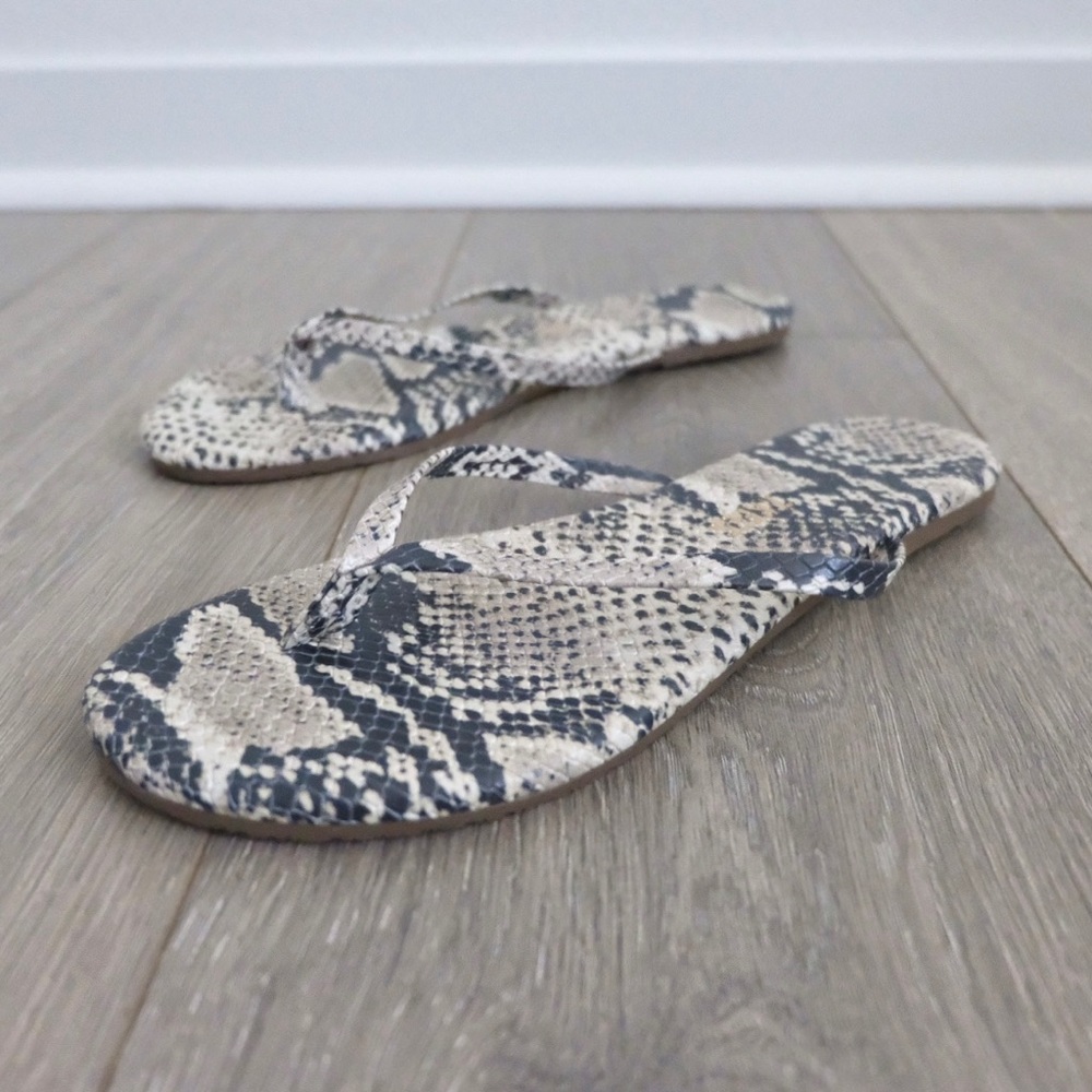 TKEES Studio Flip Flop in Sand Snake